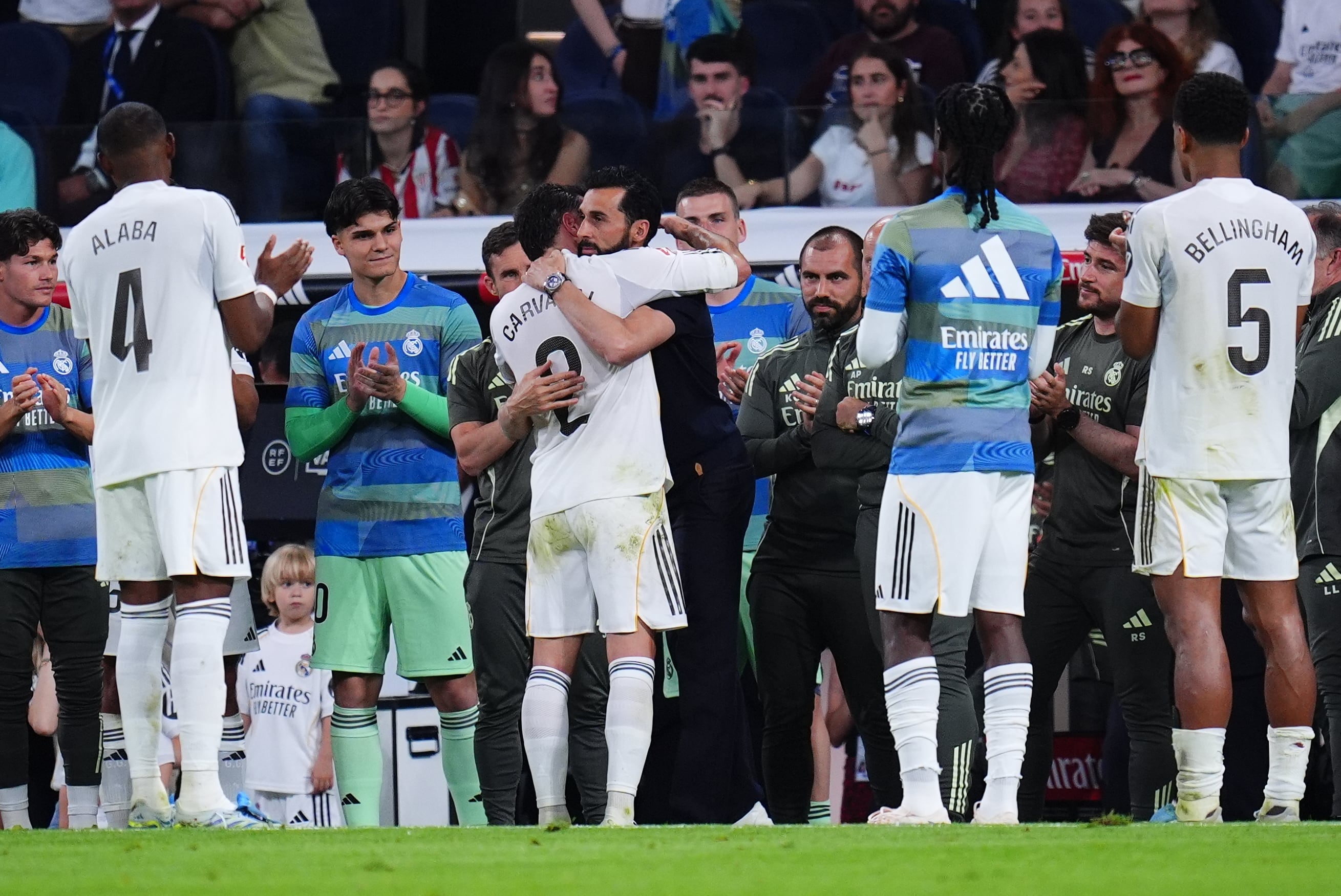 Dani Carvajal dice adiós al Real Madrid después de 27 títulos.