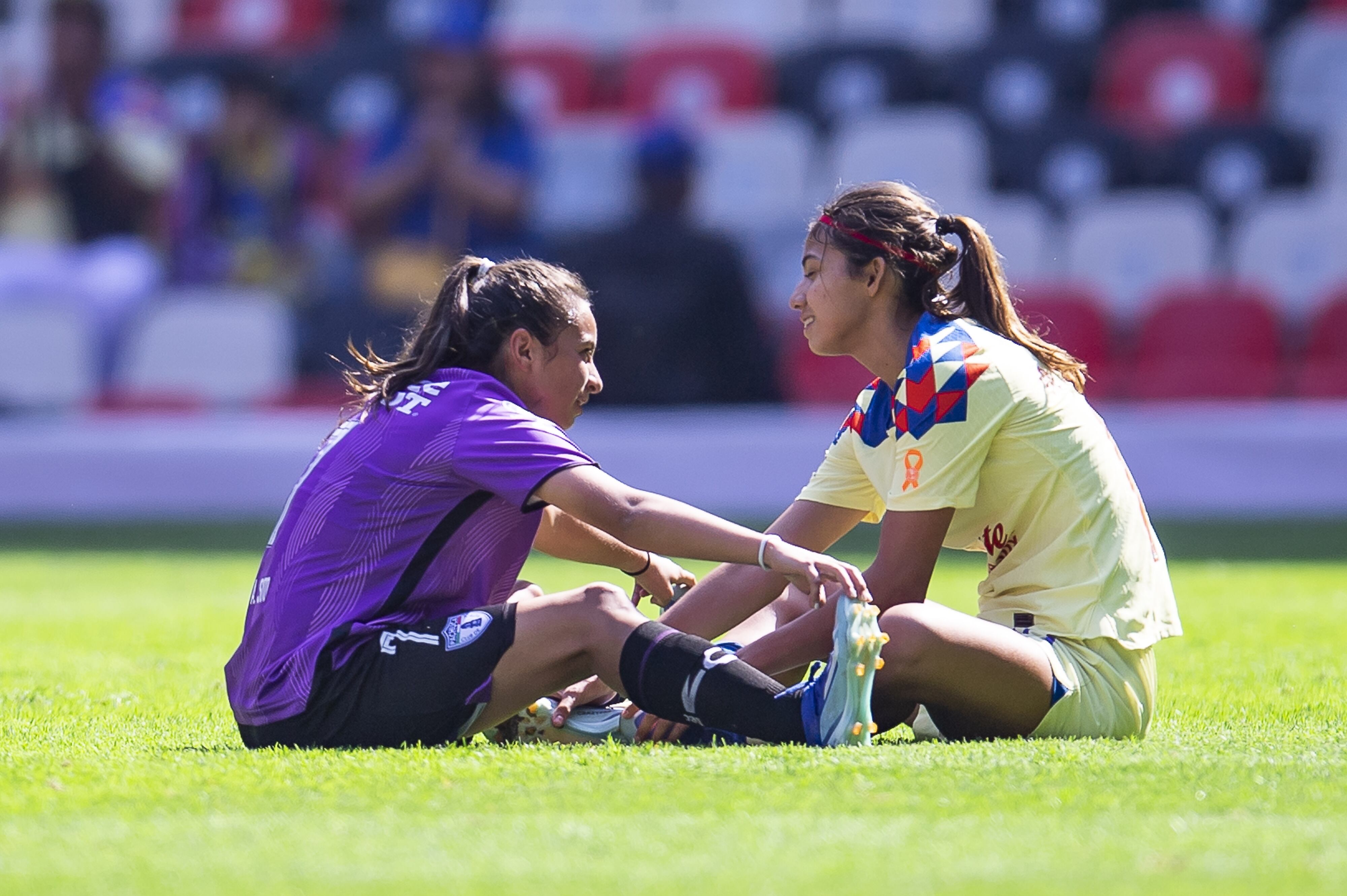 Alice Soto y Montserrat Saldívar