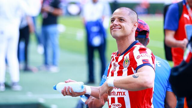 Chicharito Hernández con Chivas.