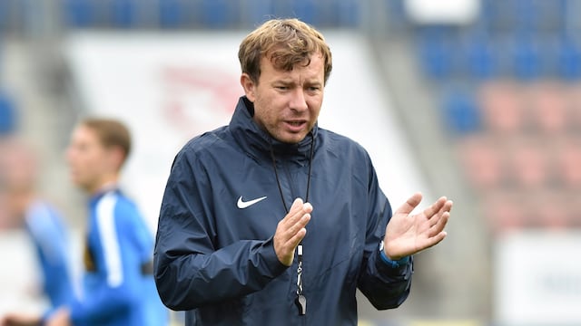UEFA castiga de por vida a Petr Vlachovsky por grabaciones a futbolistas