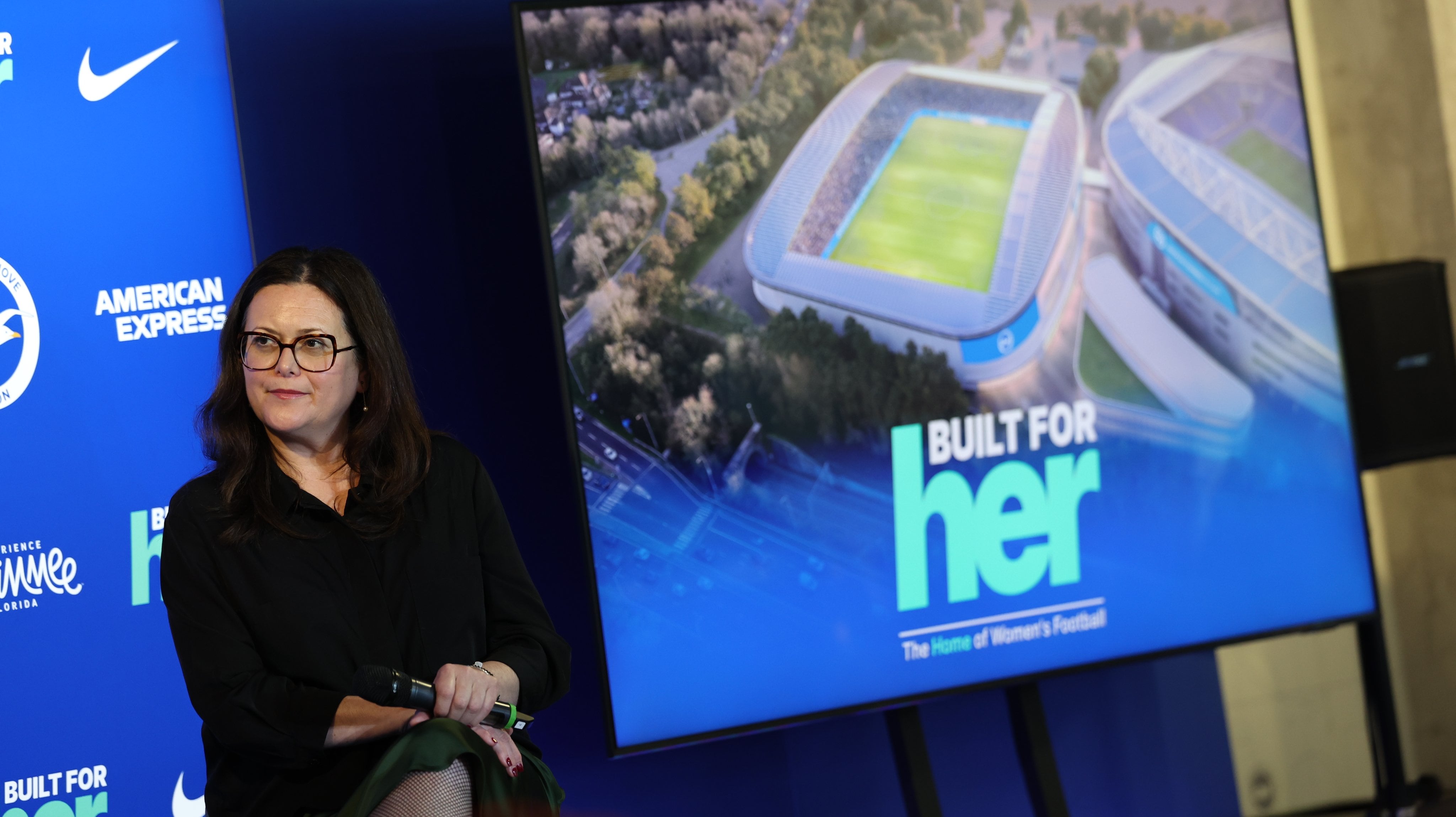 Brighton presenta el primer estadio en Europa exclusivo para fútbol femenino