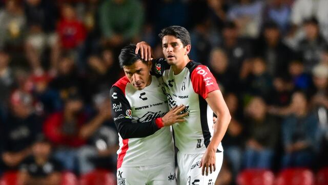 Carlos Emilio Orrantia y Aldo Rocha en el Querétaro vs Atlas.