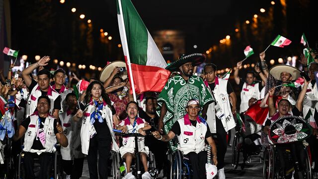 Delegación mexicana en los Juegos Paralímpicos de París 2024.