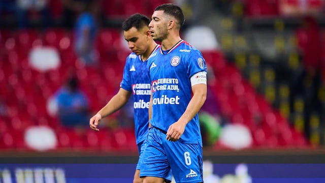 Erik Lira, mediocampista de Cruz Azul