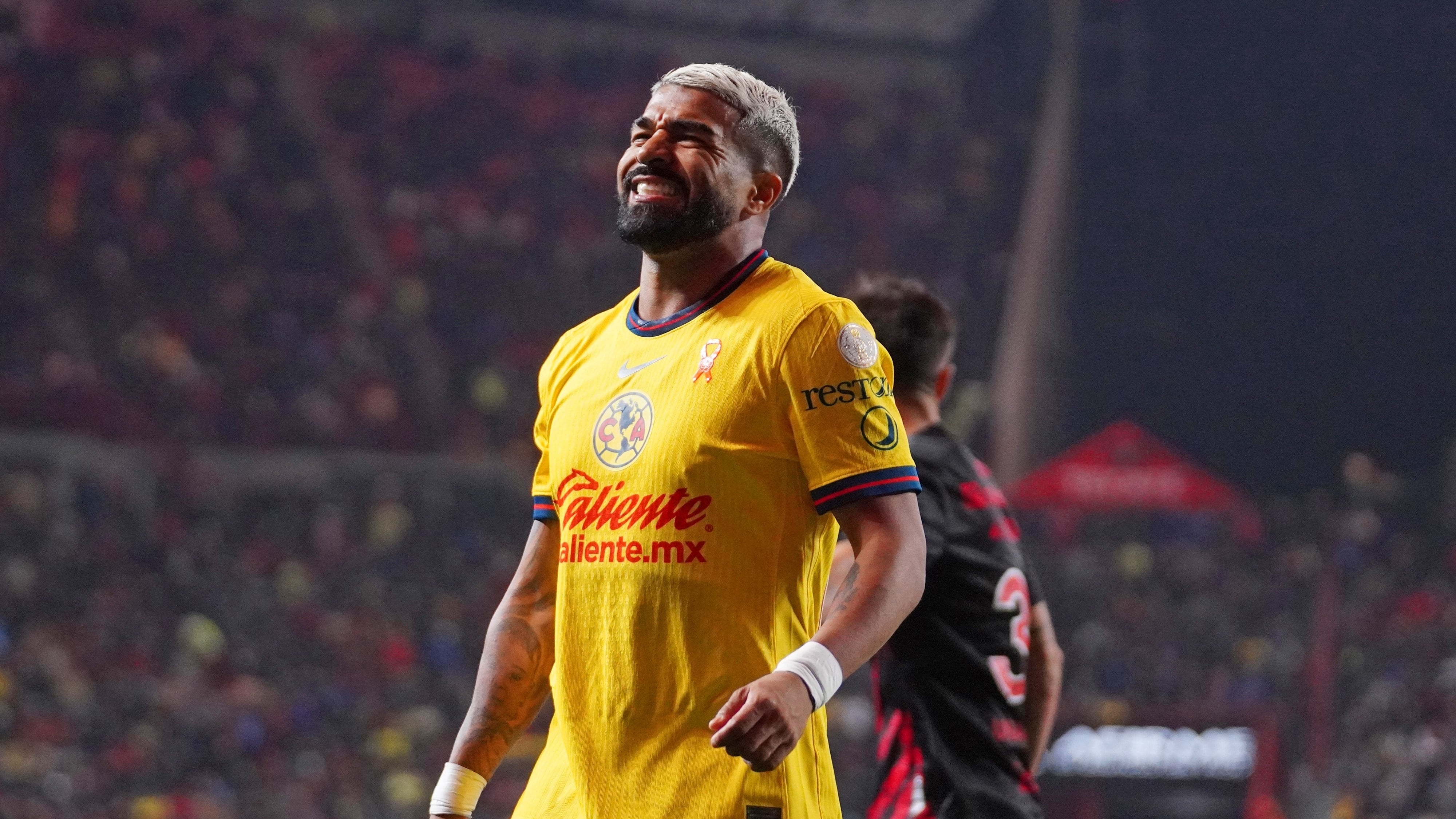 Rodrigo Aguirre destroza a Rayados de Monterrey