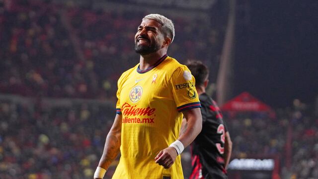 Rodrigo Aguirre destroza a Rayados de Monterrey