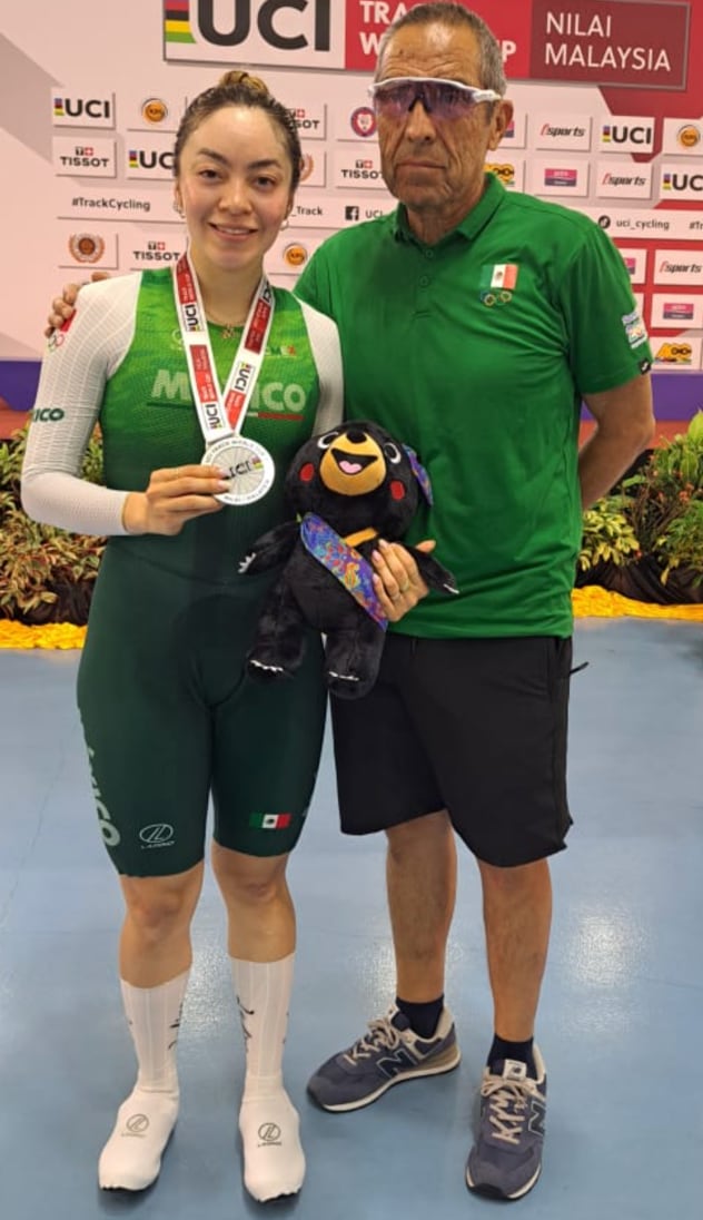 Yareli Acevedo se baña de plata en Nilai