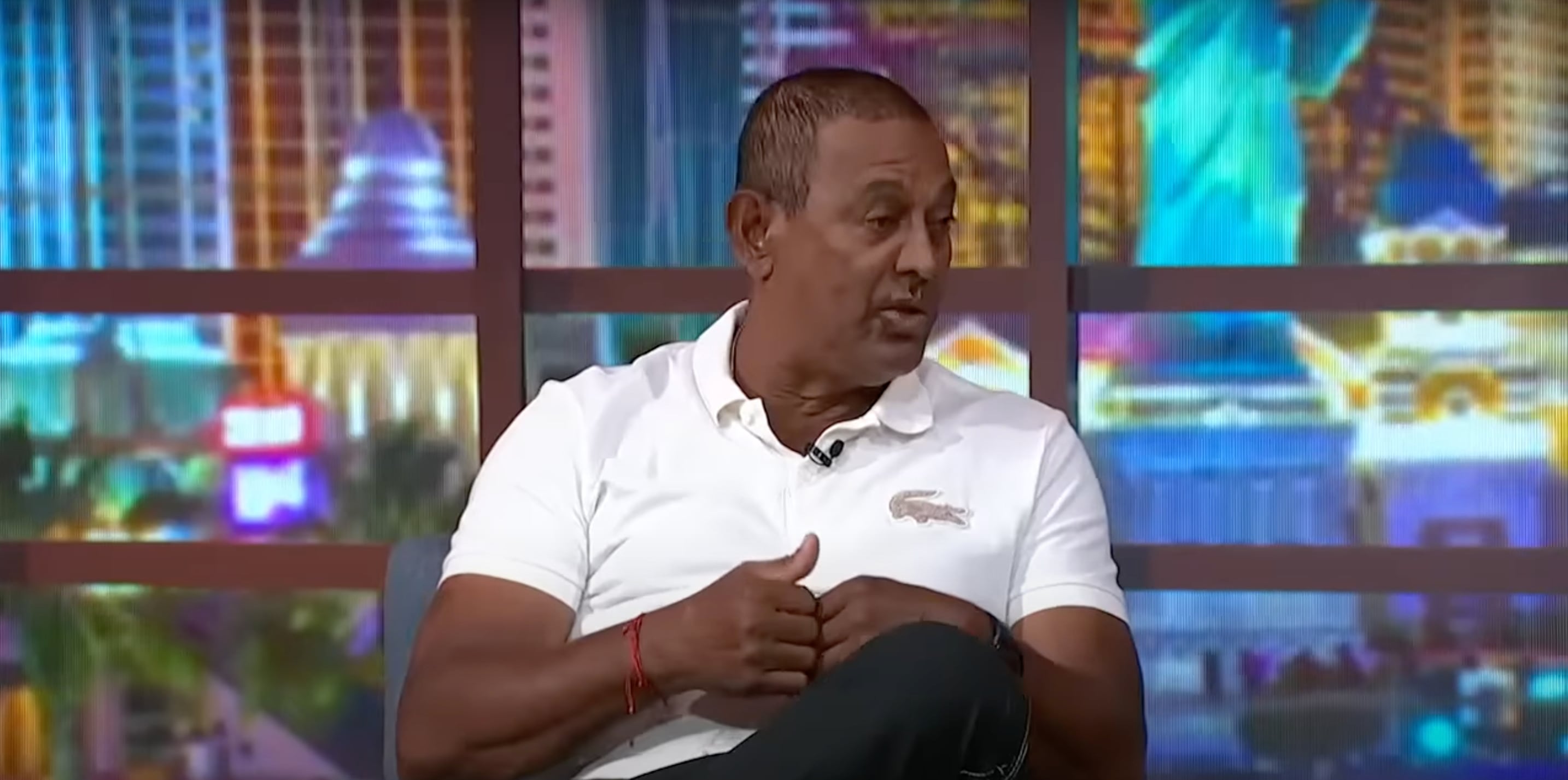 Antonio Carlos Santos le tira con todo a las Chivas