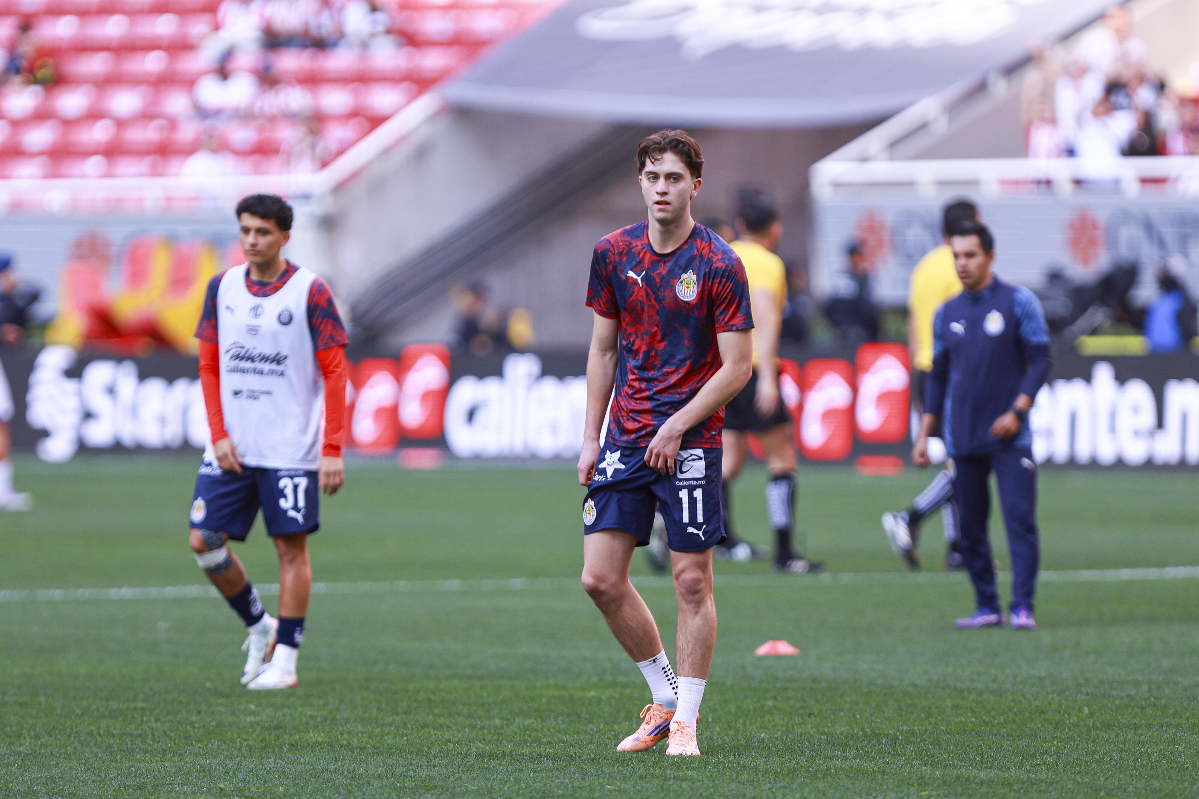 Brian Gutiérrez en el Chivas vs Pachuca.