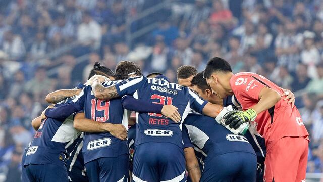 Rayados de Monterrey vs Pumas.