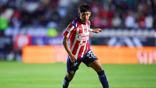 Santiago Sandoval, la joya de Chivas que acabará jugando en Europa