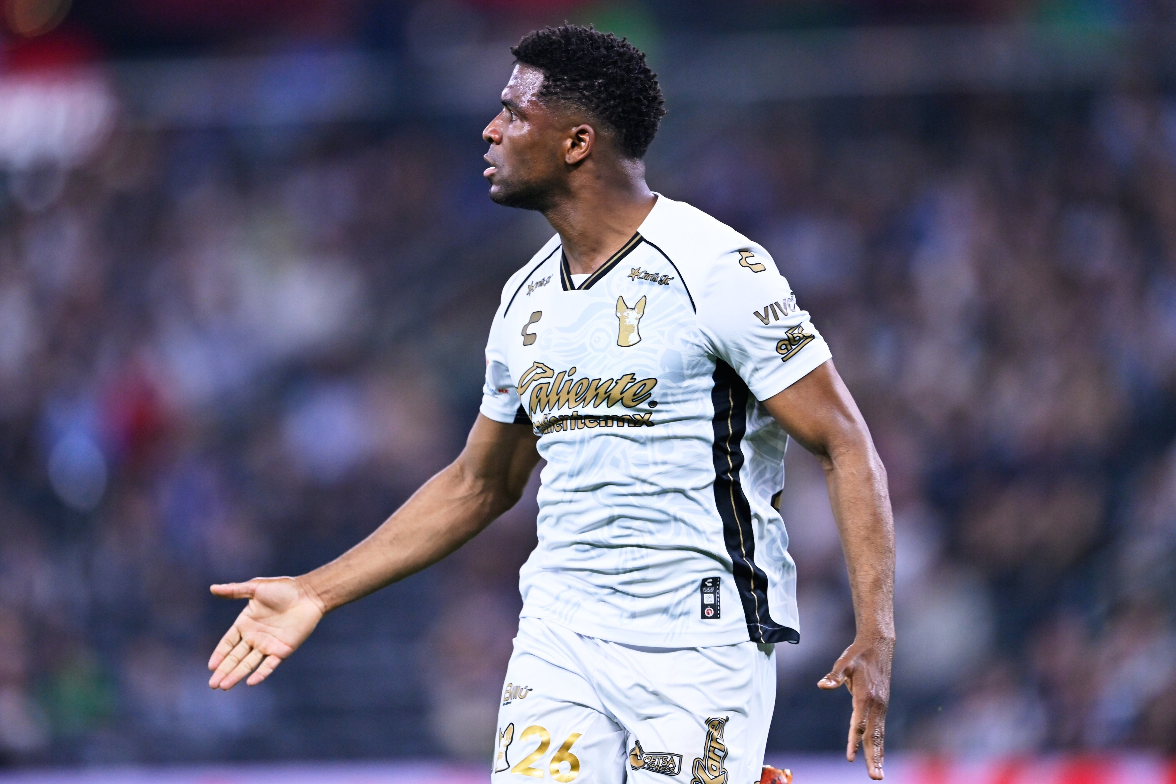 Pantera Zuñiga, jugador de Xolos de Tijuana.