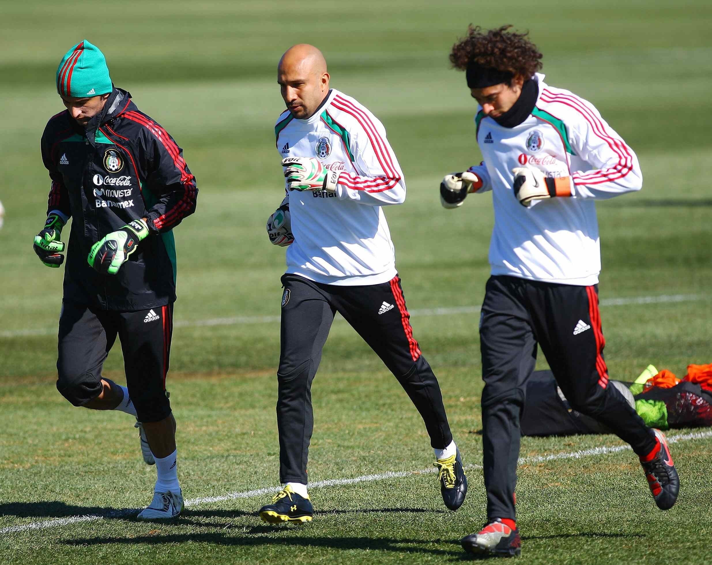 Memo Ochoa y el Conejo Pérez con la Selección Mexicana