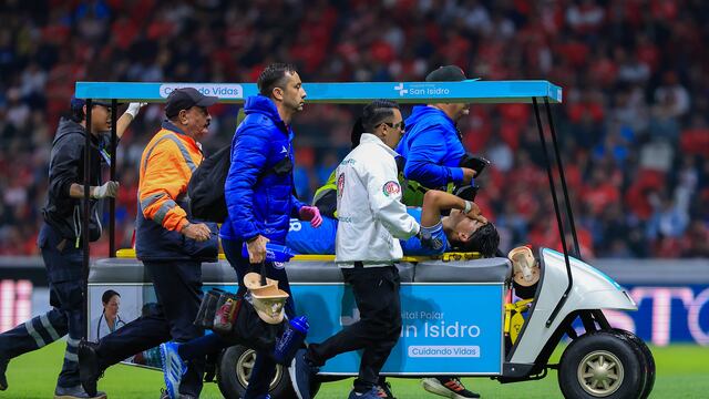 Revelan estado de Luka Romero tras salir en ambulancia del Toluca vs Cruz Azul