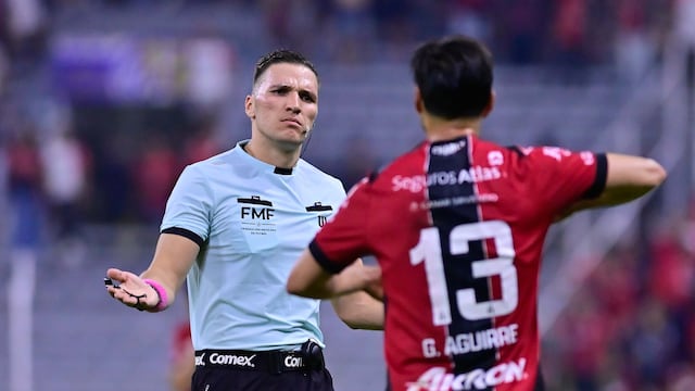 La insólita jugada en el Atlas vs Juárez: Árbitro anuló gol para marcar penal.