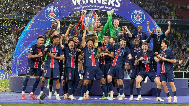 PSG tras ganar la Champions League 2024/2025.