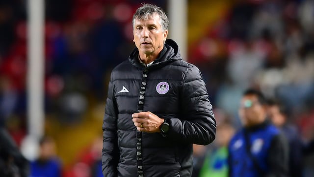 Siboldi revela crisis en Mazatlán tras venta del equipo