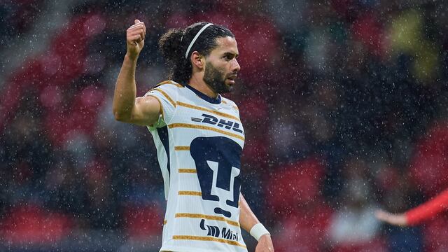 El ridículo error de Tiago Volpi que aprovechó el Chino Huerta en el Toluca vs Pumas