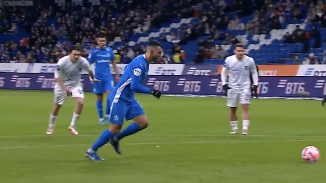 Luis Chávez anotó en la Liga Premier de Rusia