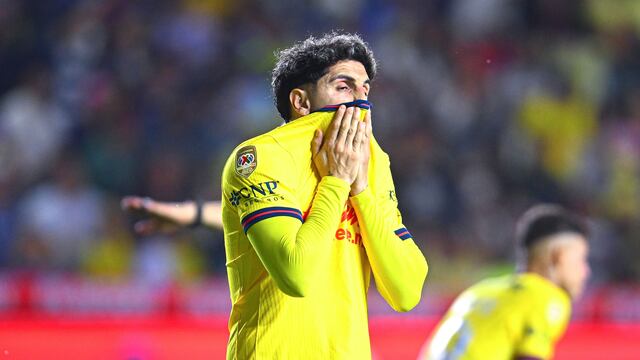 Diego Valdés en el Pachuca vs América.