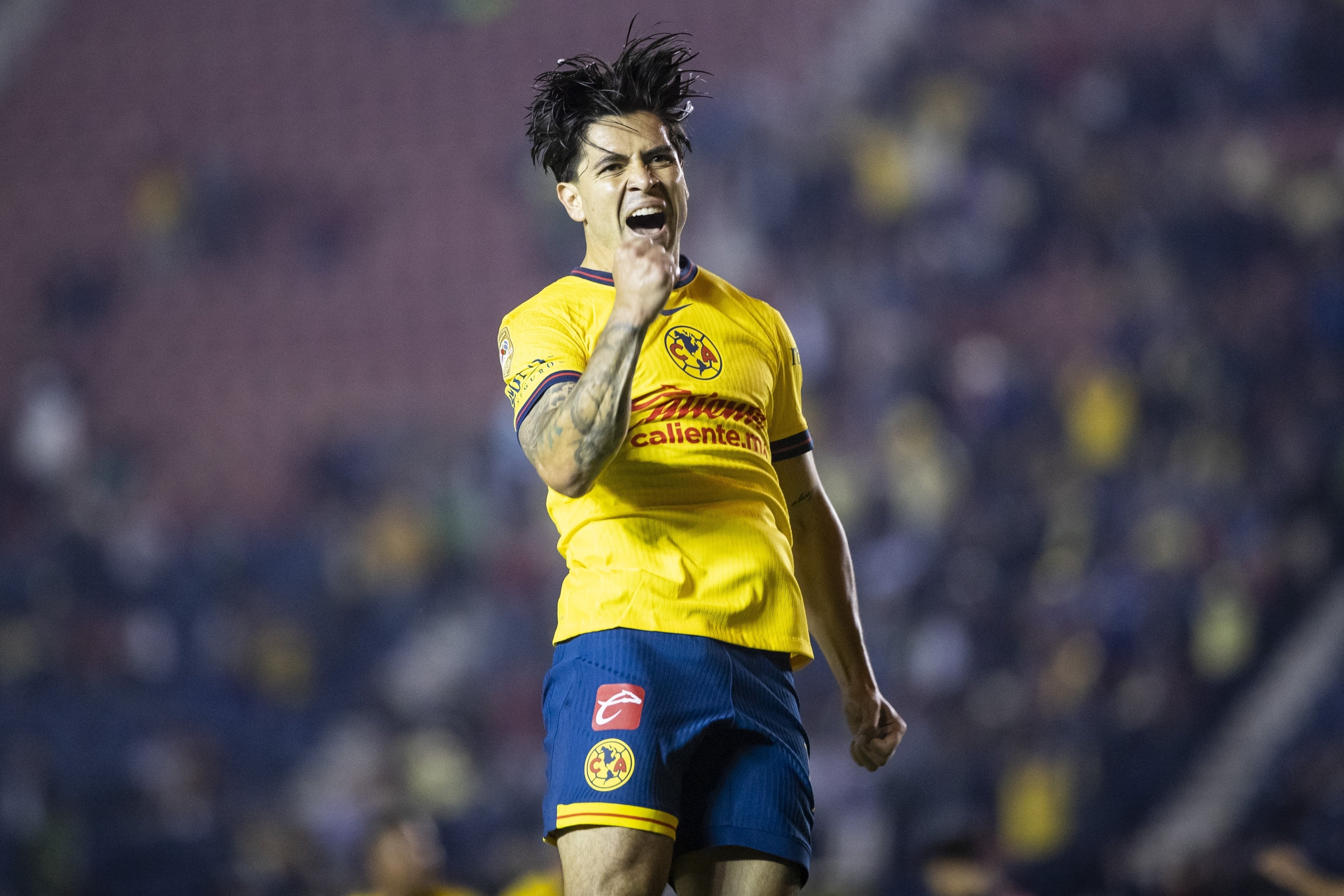 Víctor Dávila marcó gol en su debut con Club América.