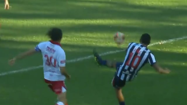 El ridículo gol en contra que prende las alertas por apuestas