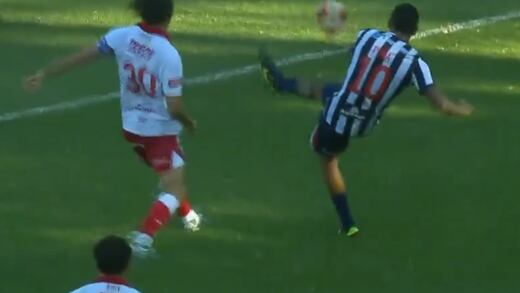 El ridículo gol en contra que prende las alertas por apuestas