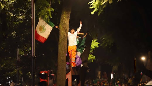 México avanza al quinto partido... hay que celebrar con calma