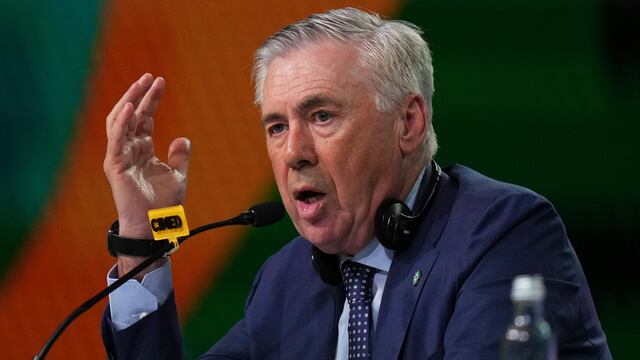 ¿Dardo de Ancelotti a Vinicius Jr.? El nuevo DT de Brasil lo olvidó en su presentación.