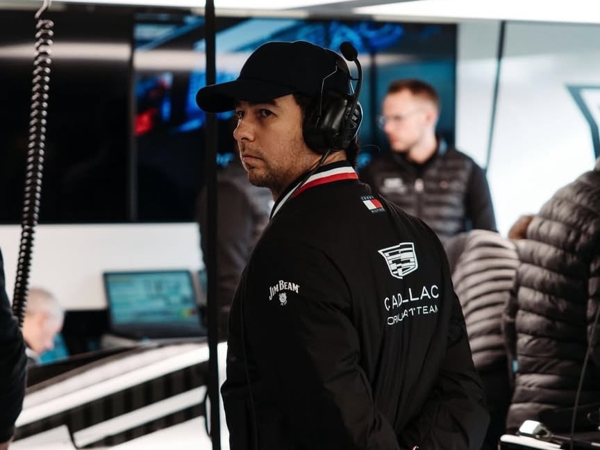 Checo Pérez en su primer día de test con Cadillac