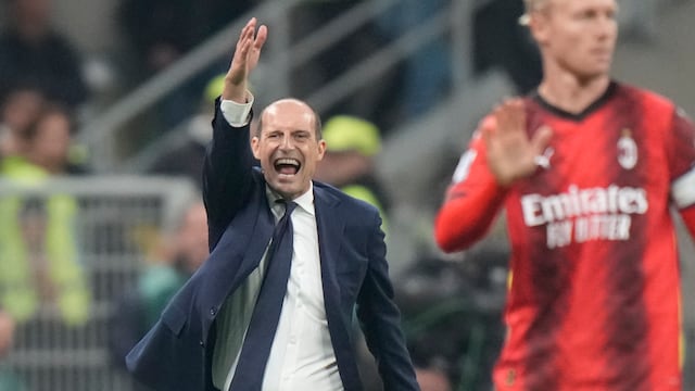 Santiago Giménez ya tiene nuevo entrenador en el AC Milan; es un histórico de la Serie A.