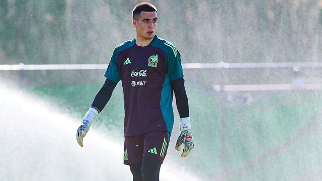 Pumas rompe el mercado al fichar a Alex Padilla; ya hay acuerdo total con el portero.