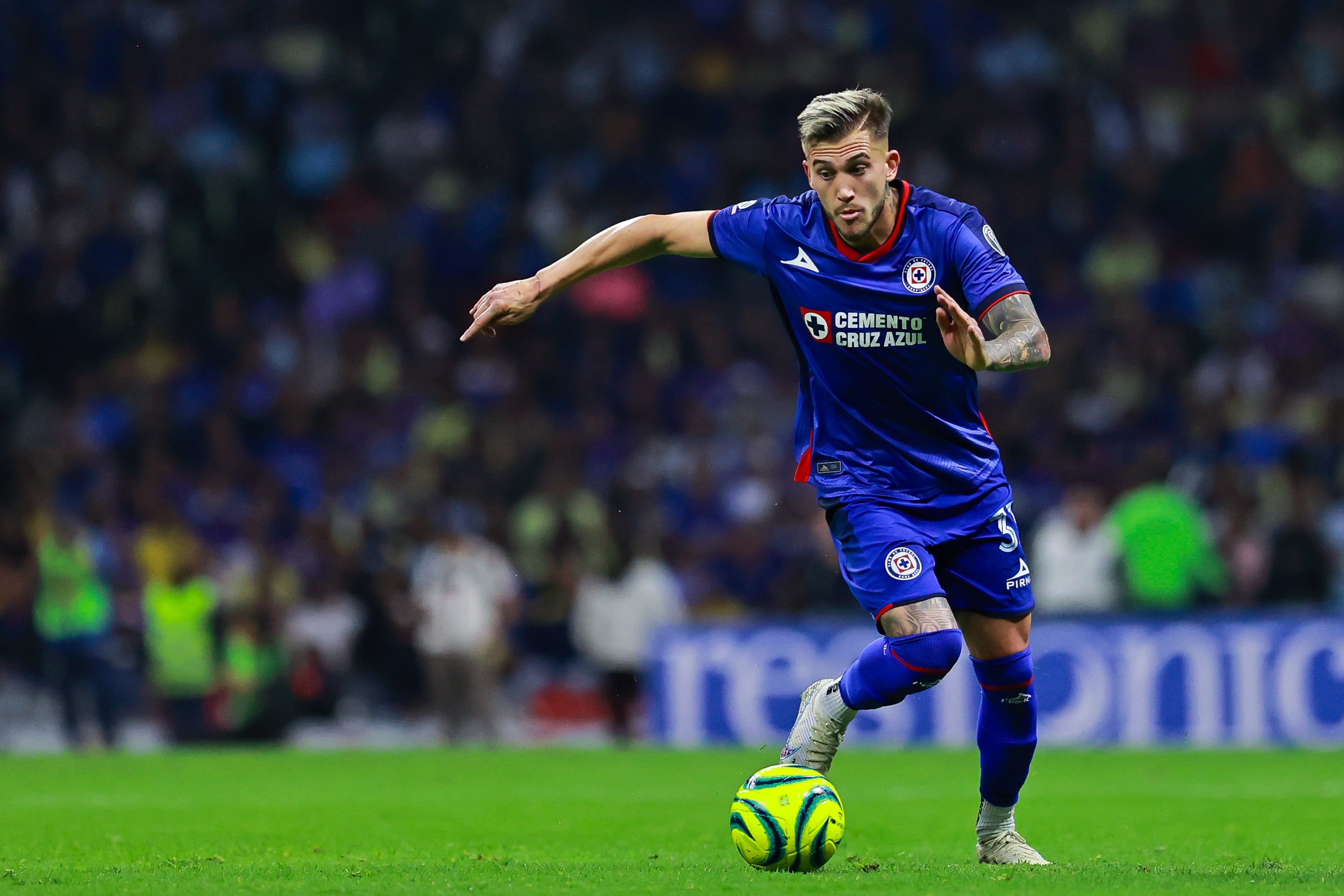 Gonzalo Piovi es el número 33 del Club Cruz Azul