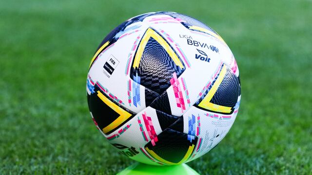 Balón de la Liga MX.