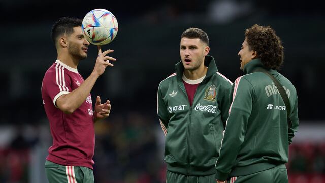 Raúl Jiménez y Santiago Giménez.