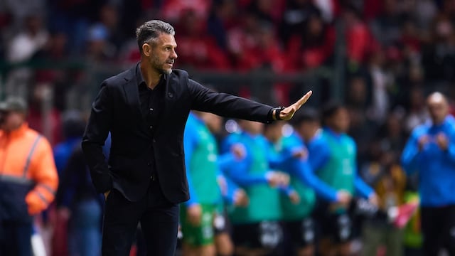 “Eres el DT más elegante de la Liga MX”: La insólita pregunta que dejó mudo a Martín Demichelis