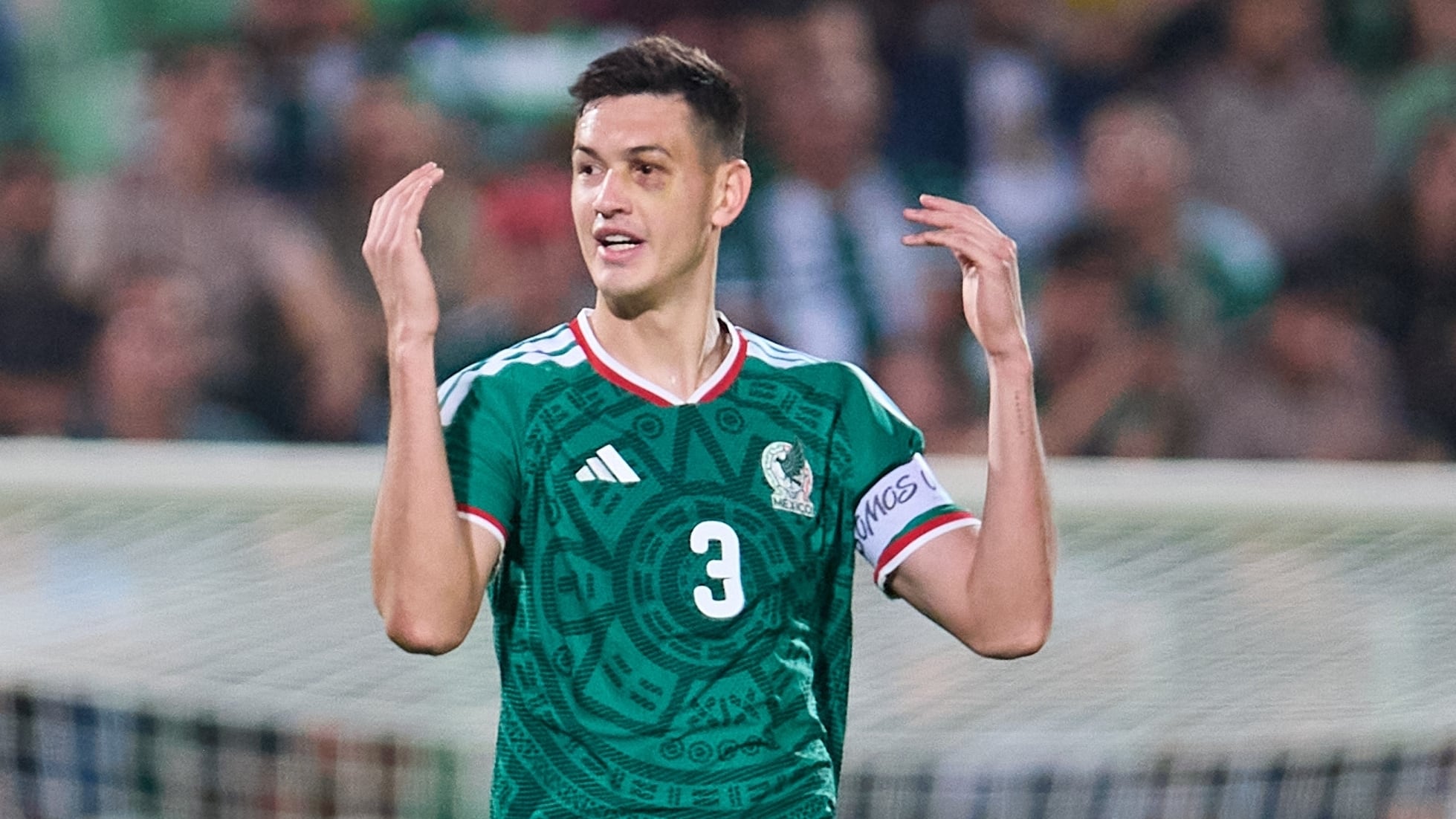 César Montes está en la mira de Cruz Azul.