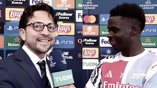 Reportero de TUDN comete tremenda pifia en entrevista con estrella del Arsenal; así fue la reacción del jugador