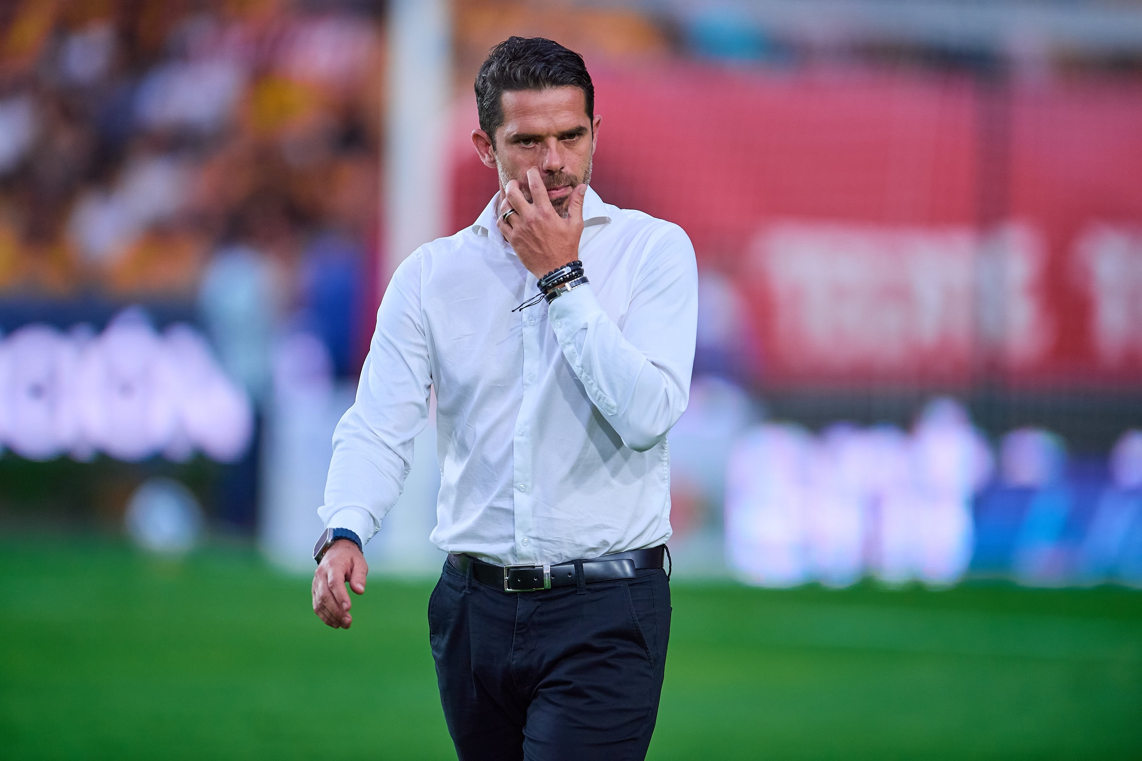 Fernando Gago con Chivas