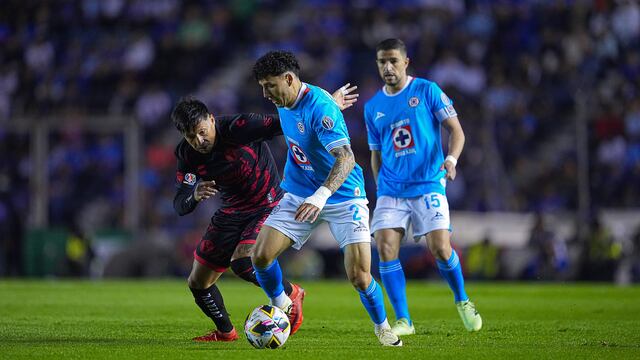 Cruz Azul vs Xolos en el Apertura 2024.
