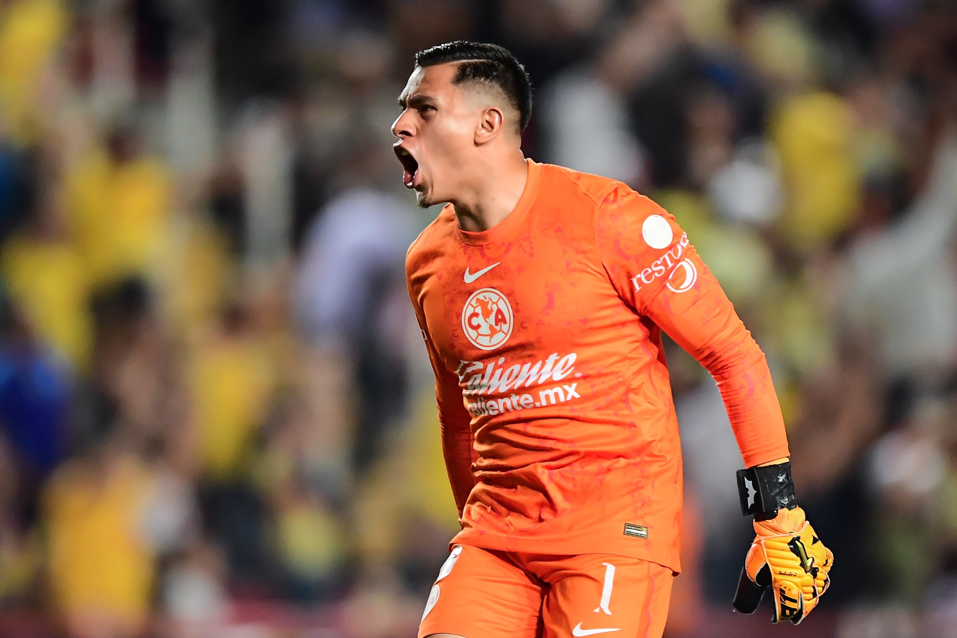 Luis Ángel Malagón con América.