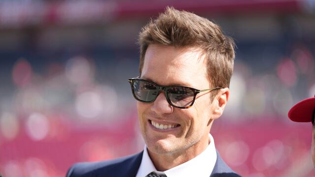 Tom Brady recordó al periodista mexicano que le robó su jersey