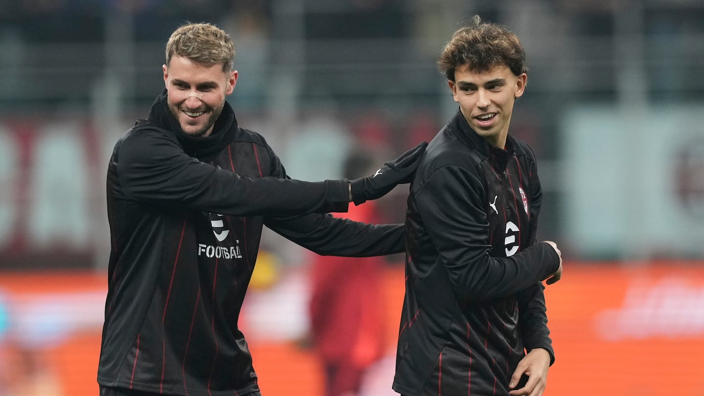 Santi y Joao Felix | AP