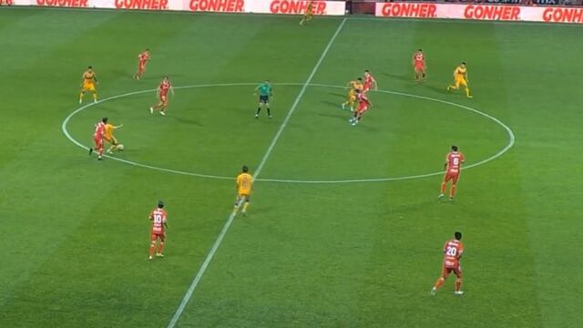 La prueba de que arbitraje ya perjudico a Tigres en duelo vs Toluca