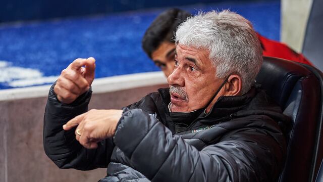 Tuca Ferretti ya entró en contacto con Rayados para pedir una oportunidad como DT