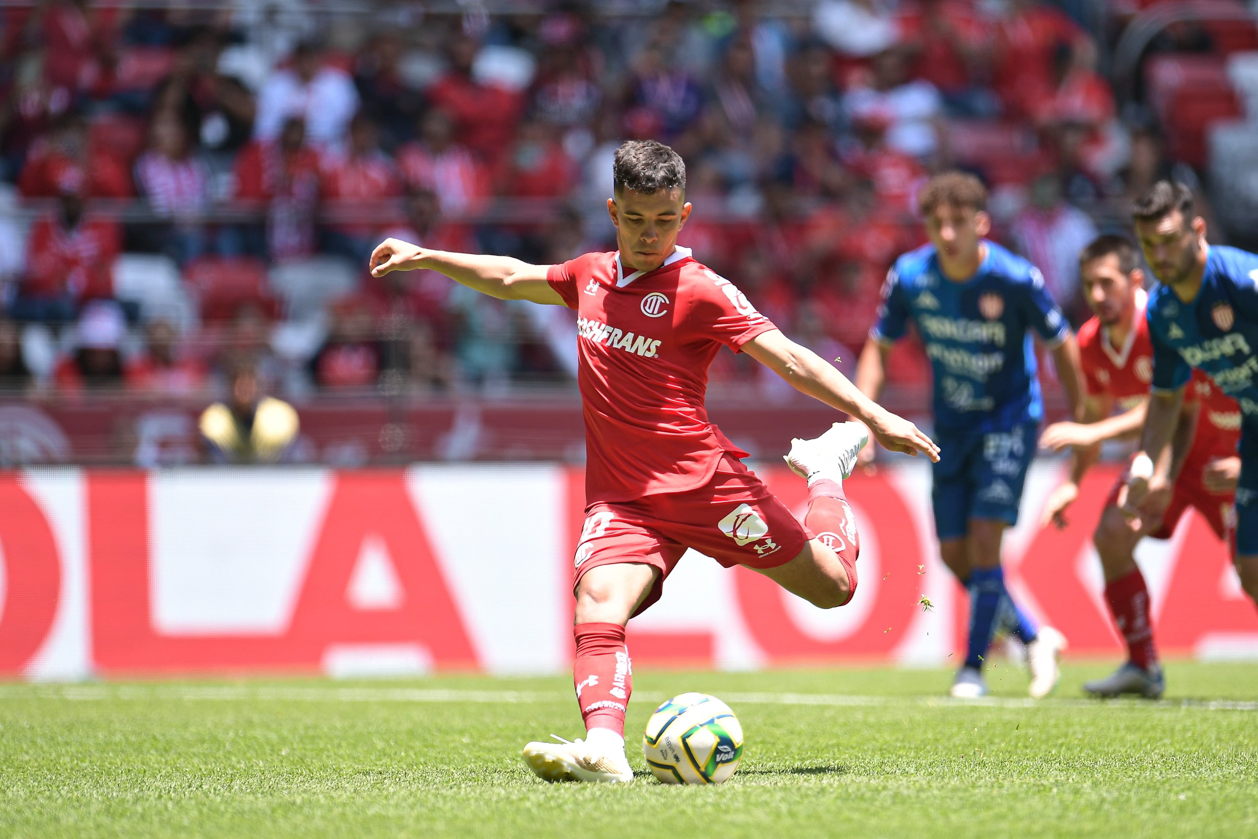 Leo Fernández, posible refuerzo de Club América.