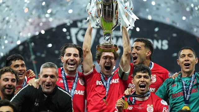 Toluca gana la Concachampions y rompe una sequía de 23 años.