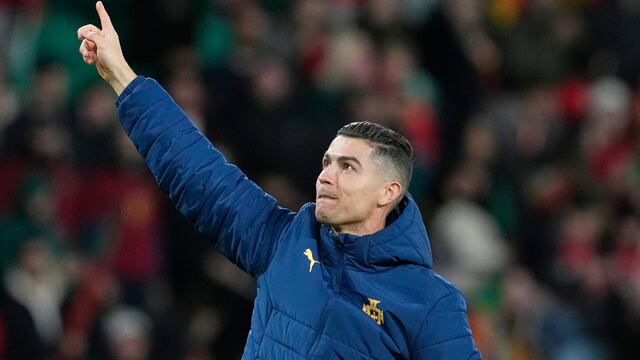 Al Nassr busca retener a Cristiano Ronaldo con ambicioso plan de renovación.