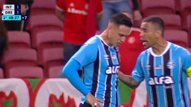 Es futbol: Sale entre lágrimas tras cometer dos penaltis en el Clásico Gaúcho.