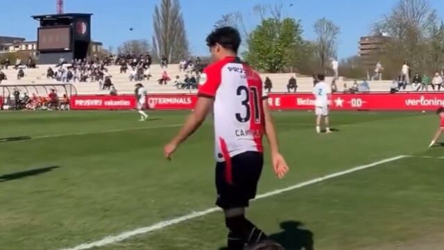 Stephano Carrillo ya metió su primer gol con el Feyenoord